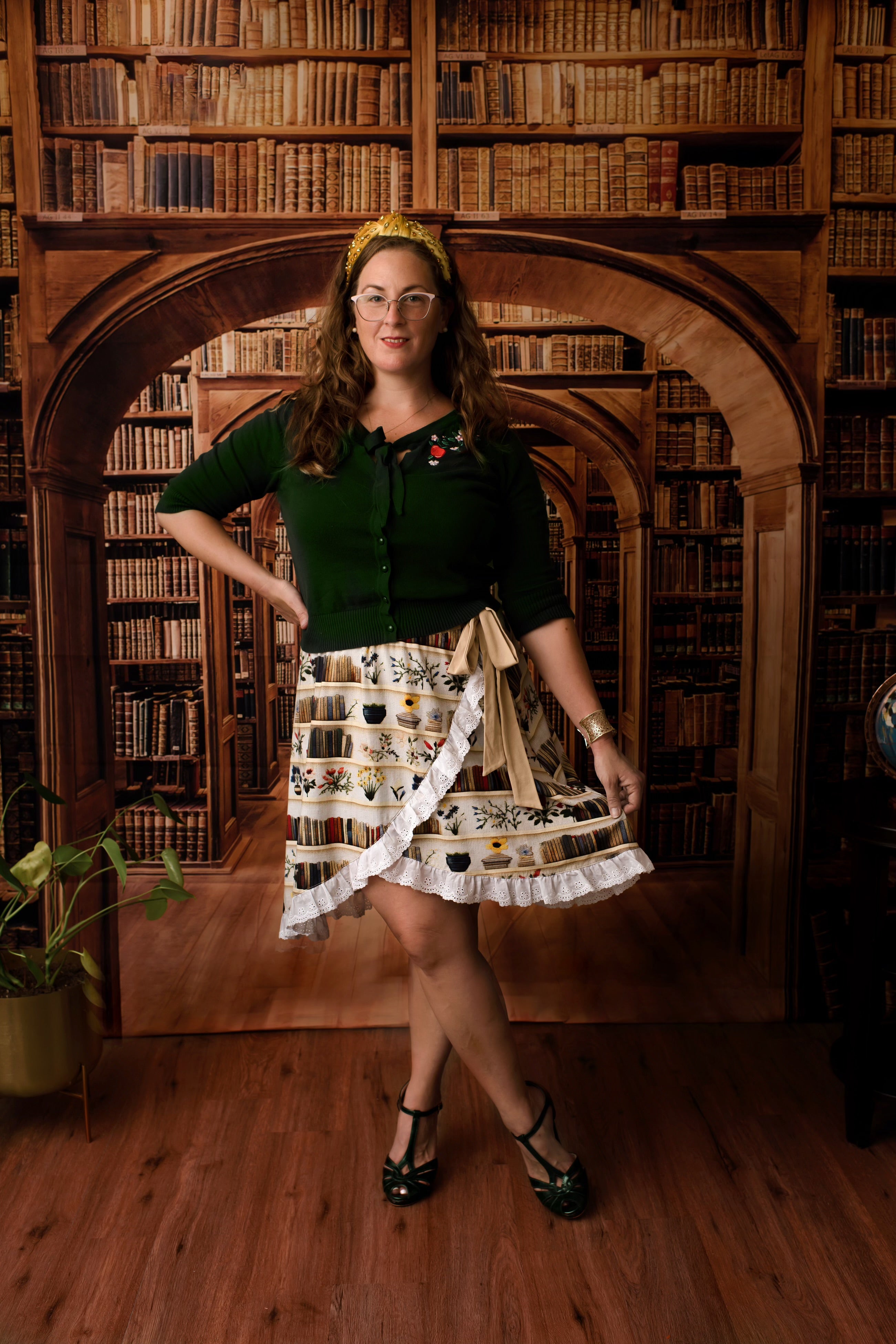 Belle’s Library Mama Skirt MIDI