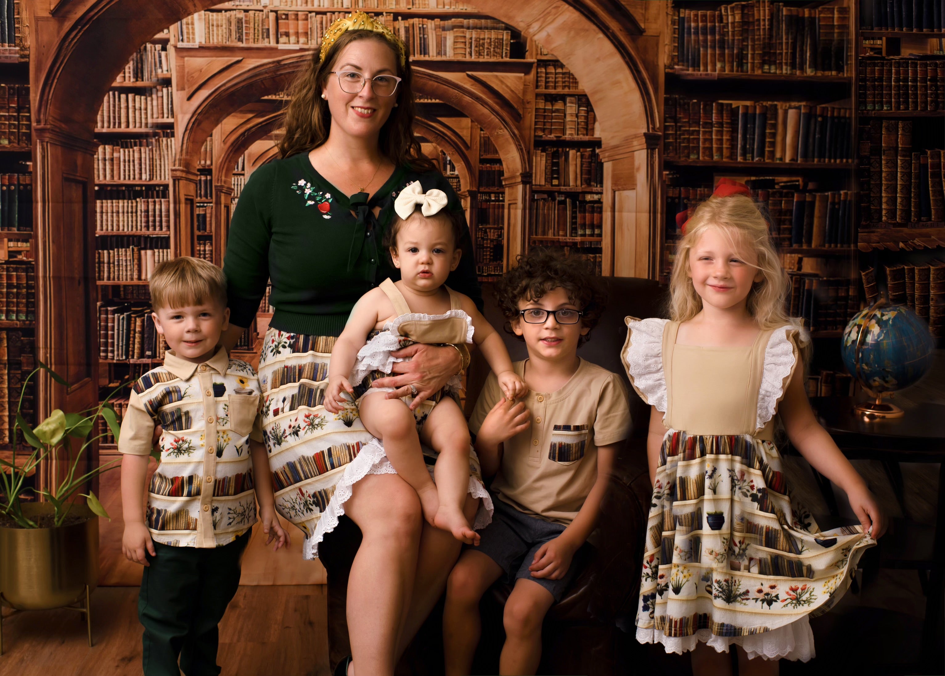 Belle’s Library Mama Skirt MIDI